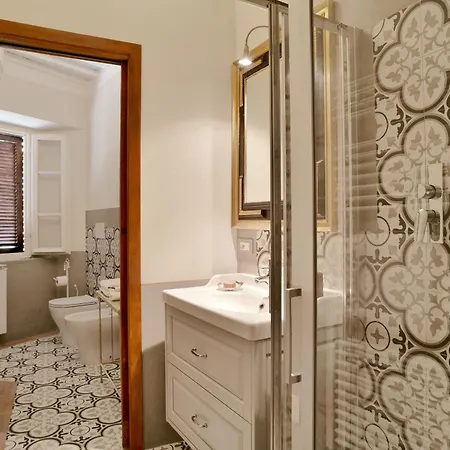 Civico 10 Apartment